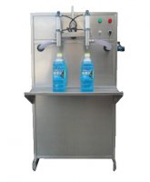 玻璃水灌裝機(jī)質(zhì)量和價(jià)格都誘人，讓您魚與熊掌